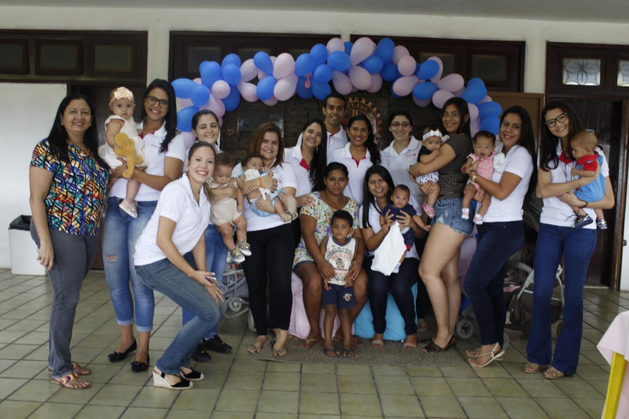 Banco de fraldas do Rotaract beneficia filhos de mães carentes