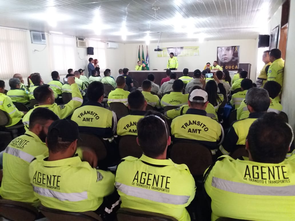 Agentes de Trânsito de 10 cidades se reúnem em Iguatu