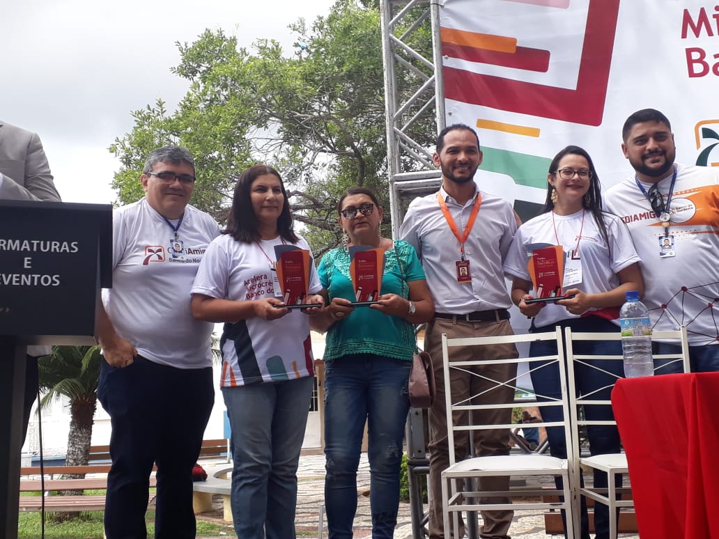 Feira do Empreendedor reúne parceiros em praça pública