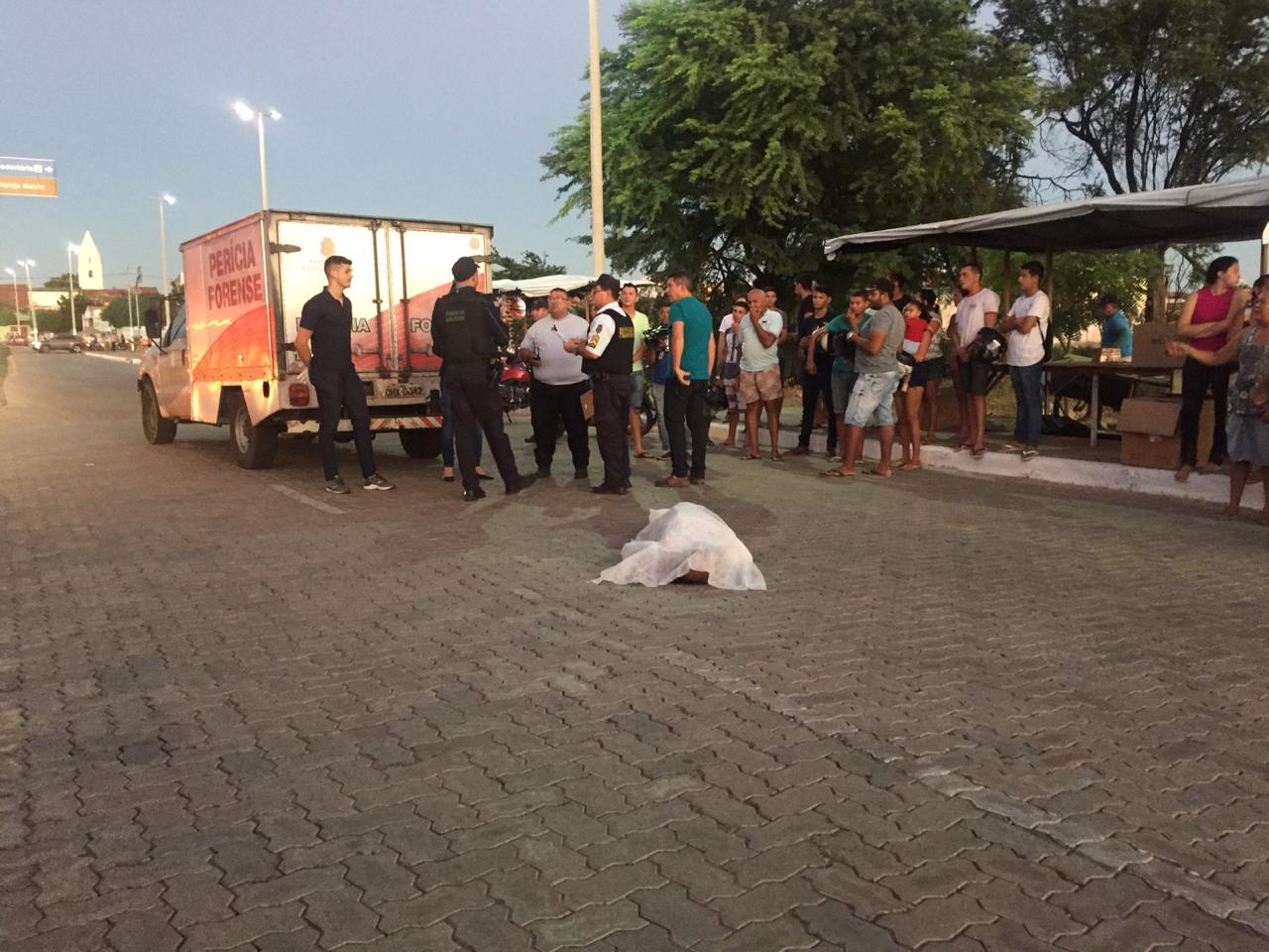 Idoso morre atropelado na Avenida Fransquinha Dantas