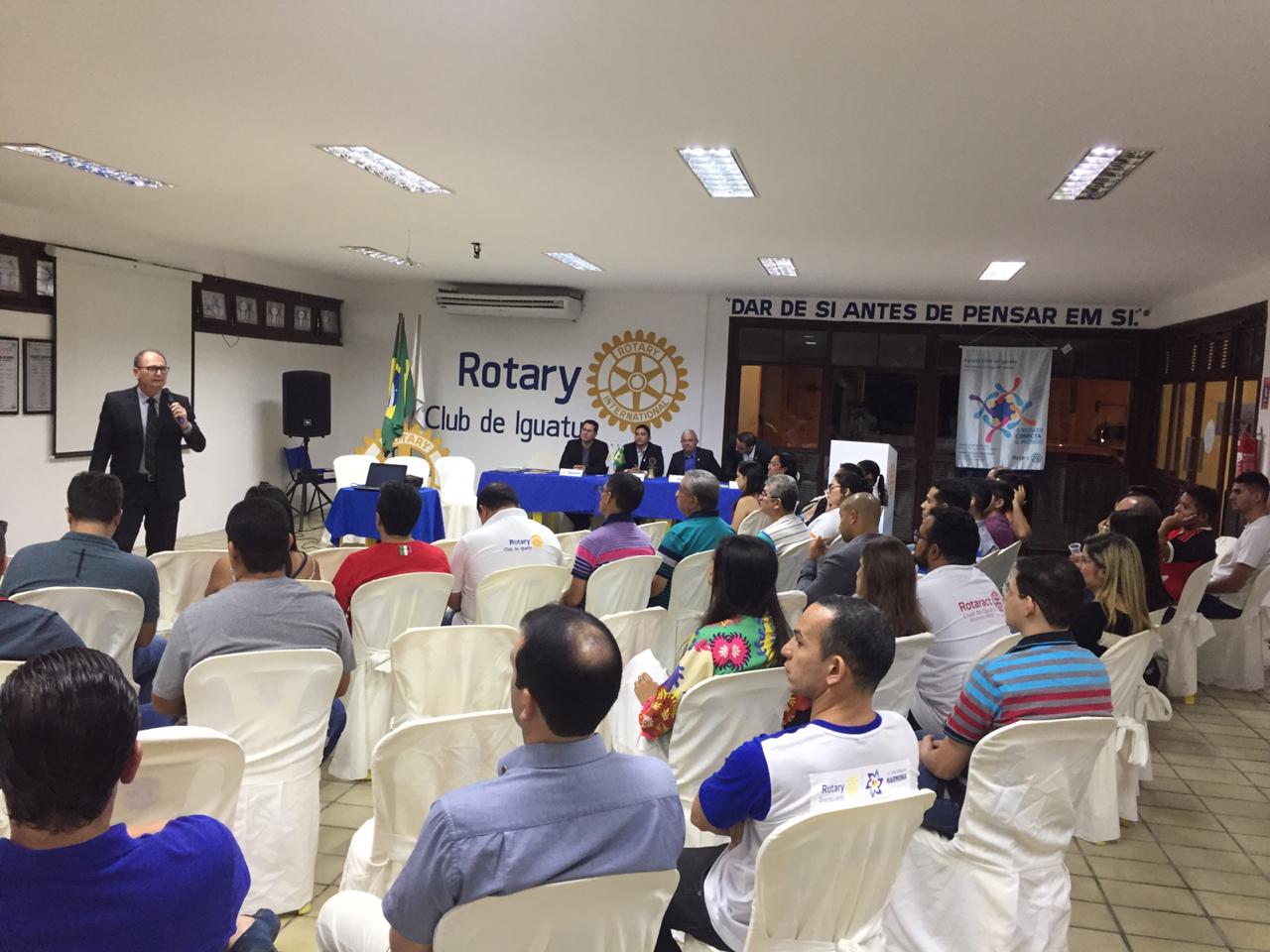 Prof. Piskator - Palestrante convidado - Rotary Club Aracaju Treze de Julho