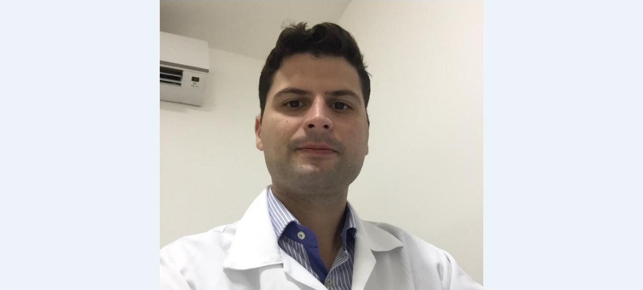 Dr. Jader Mendonça – Médico proctologista