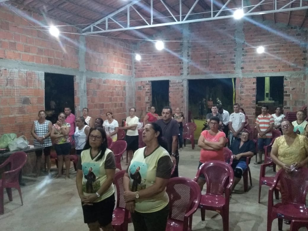 Devotos de Várzea Alegre celebram novenário após incêndio que destruiu capela