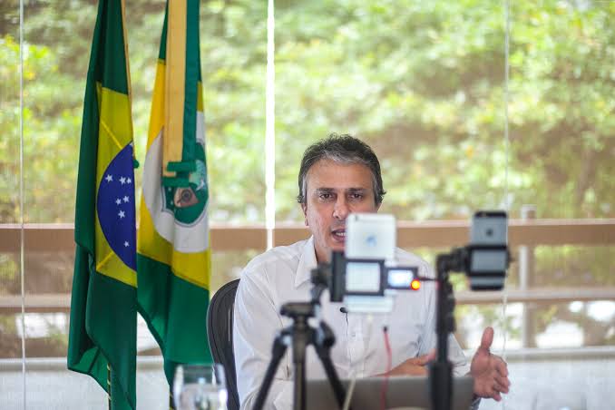 Governador Camilo Santana suspende funcionamento do comércio e do transporte intermunicipal por 10 dias no Ceará