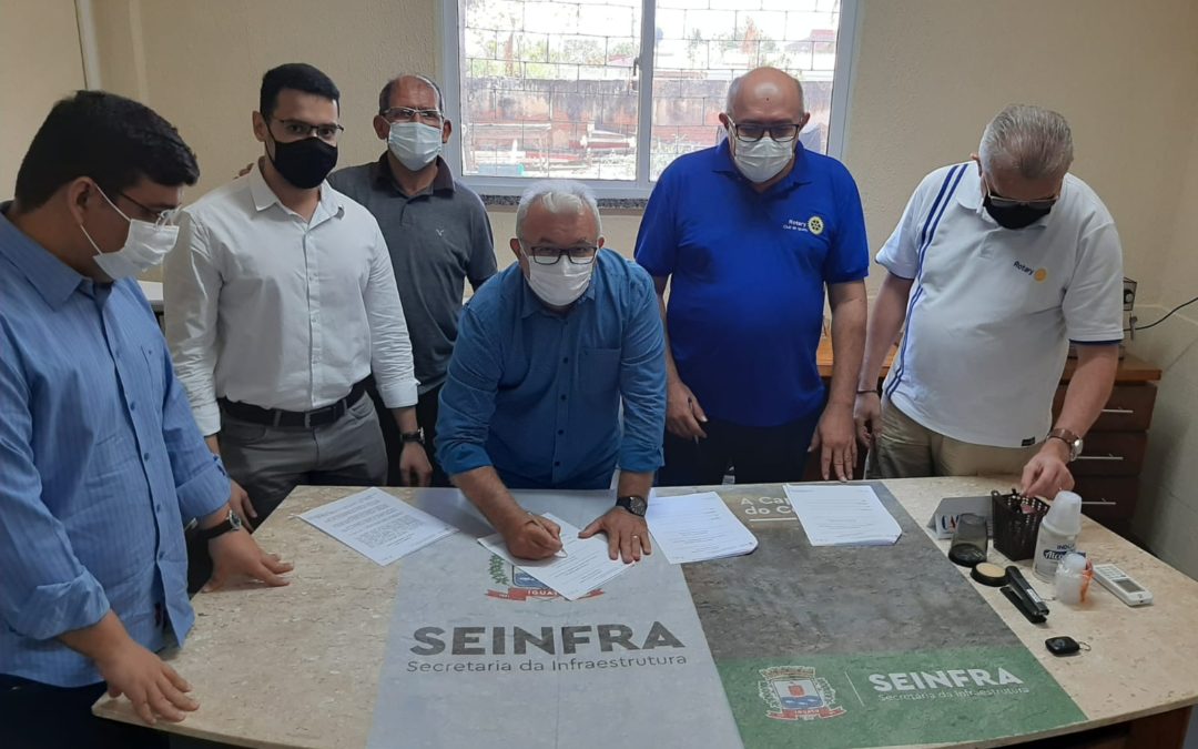 Secretaria de Meio Ambiente e Rotary Club de Iguatu assinam ‘Pacto de Cooperação’ para coleta de ‘lixo eletrônico’