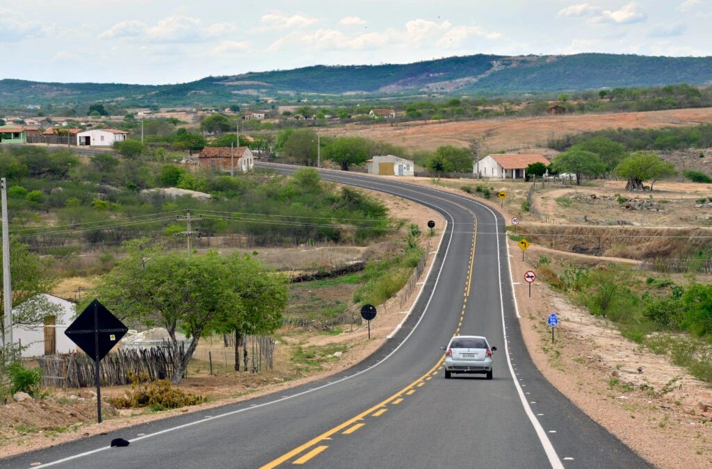 Convênios internacionais vão garantir investimento de mais de R$ 1 bilhão em saneamento e rodovias no Ceará