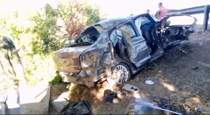 Carro fica ‘destruído’, após capotar várias vezes em Iguatu