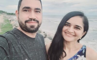 Casal aposta no segmento da estamparia com camisetas personalizadas