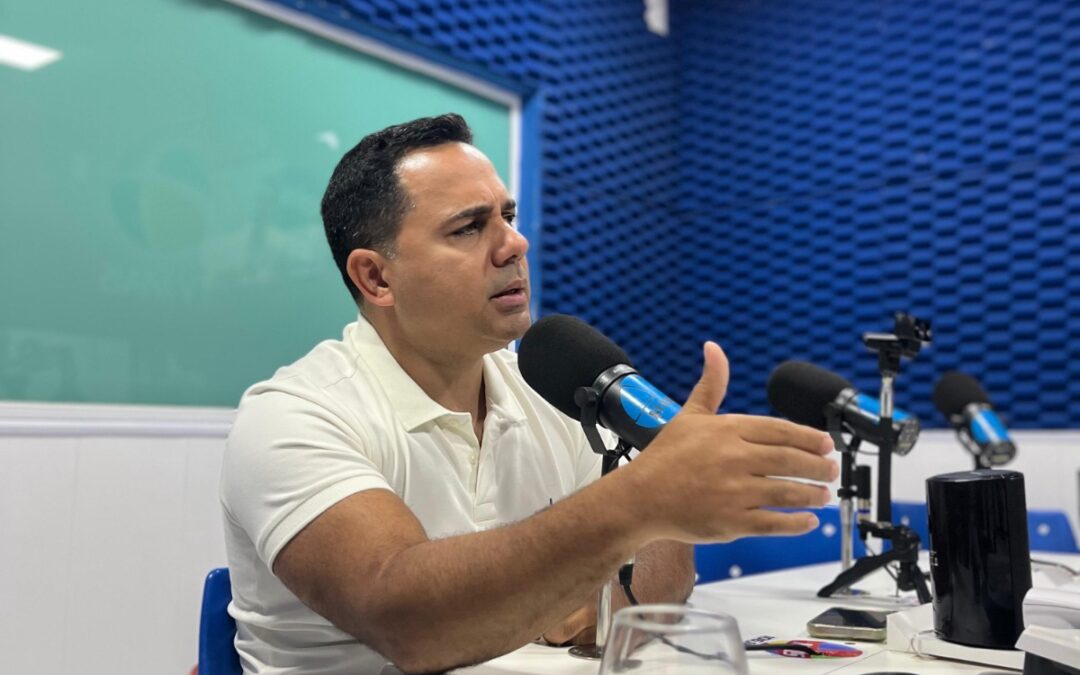 Prefeito de Iguatu avalia gestão como positiva, comenta cortes, tensão política e promete desativação do lixão até 2028