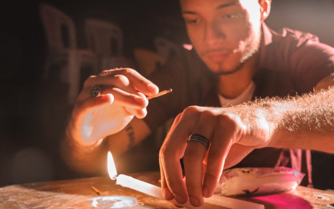 Com referência literária e pegada urbana, Emerson Noir lança clipe “Olhos de Capitu”