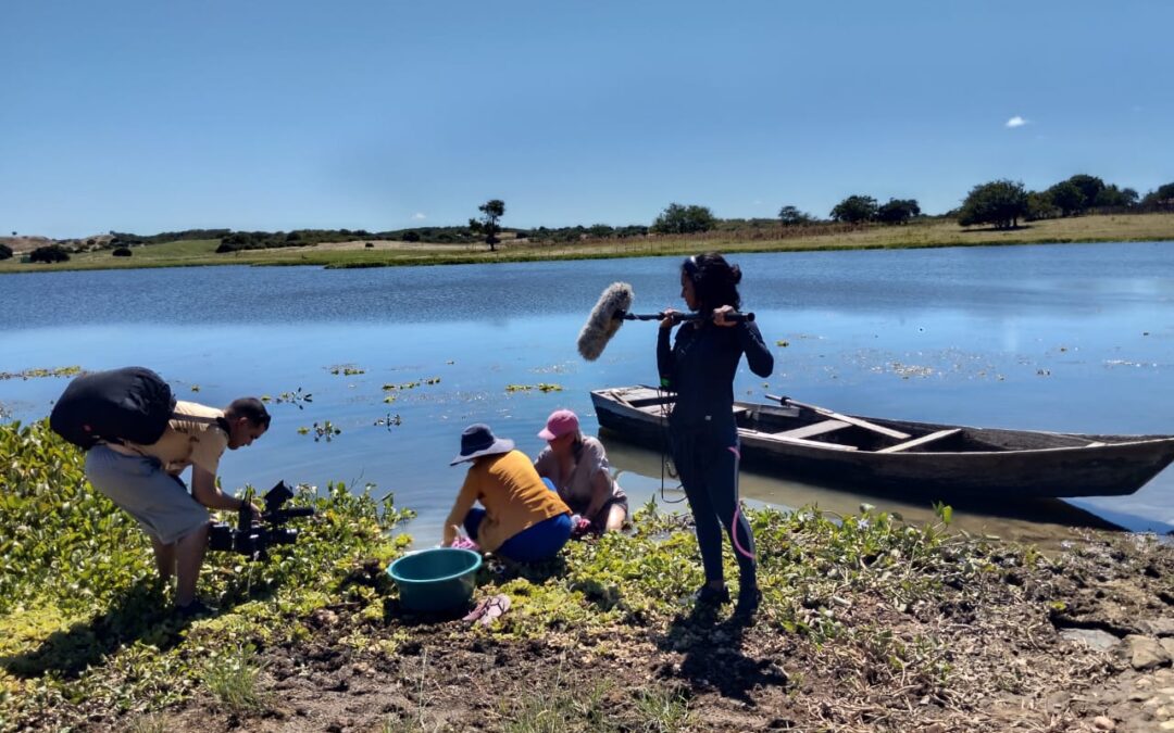 Filme “Mulheres que ensaboam palavras” conta história das lavadeiras do rio Jaguaribe