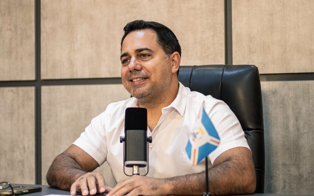 Nas redes sociais, prefeito apresenta balanço de gestão