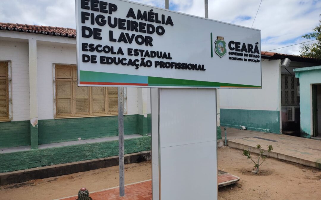 Escola Amélia Figueiredo de Lavor celebra 17 anos como instituição profissionalizante e comemora resultados no ENEM 2024