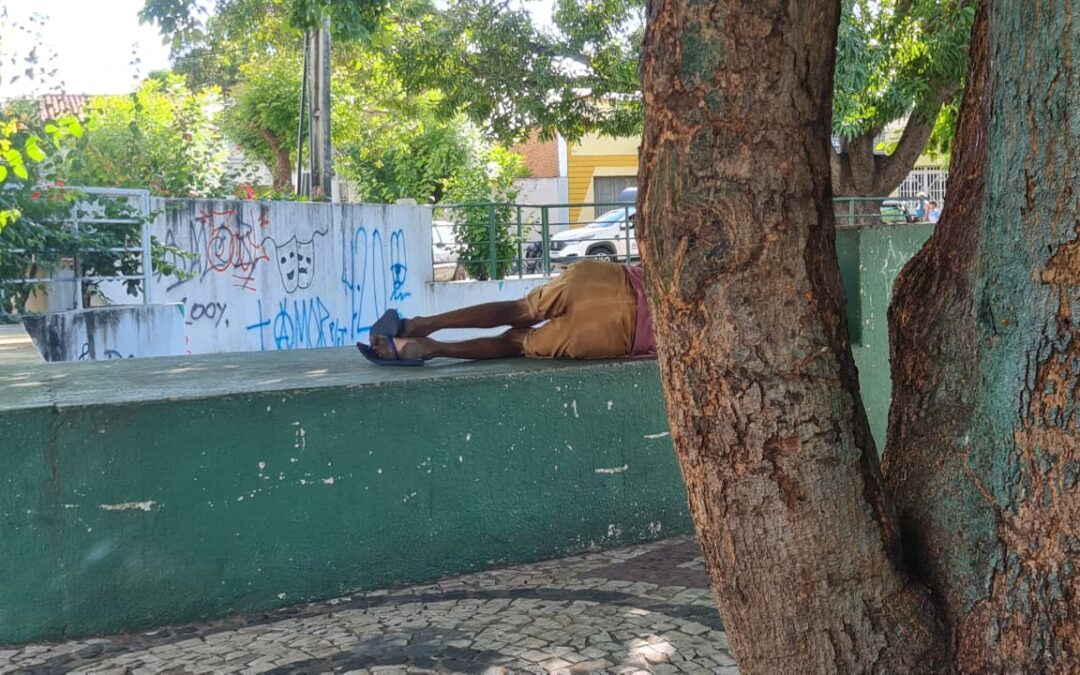 Ações sociais assistem população em situação de rua