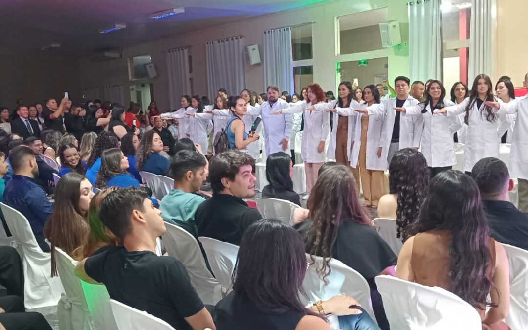Acadêmicos da FASC vivem momento ímpar na tradicional ‘Cerimônia do Jaleco, do Blazer, do Terno e do Capacete’