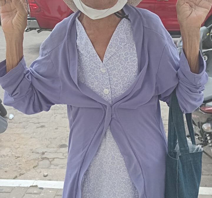 D. Esmeralda, 82 anos: vida saudável com a prática de exercícios