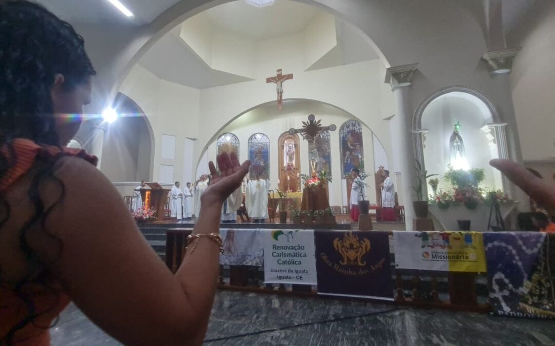 Missa solene e partilha de bolo marcam 19 anos da Catedral de São José