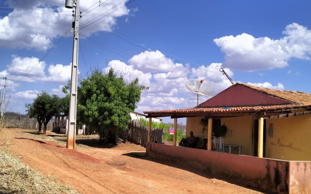 Moradores de Extrema em Cariús reclamam problemas com a ENEL