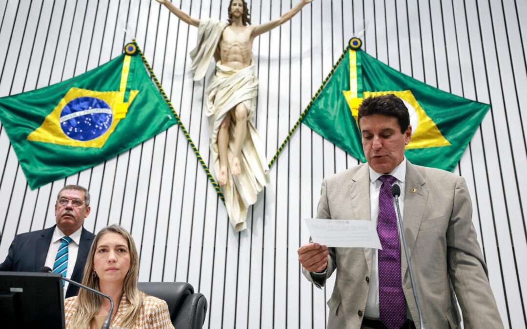 Projeto da Lei Orçamentária Anual do Governo Elmano para 2026 começa a tramitar na Assembleia Legislativa. Projeção é de R$ 48,2 bilhões