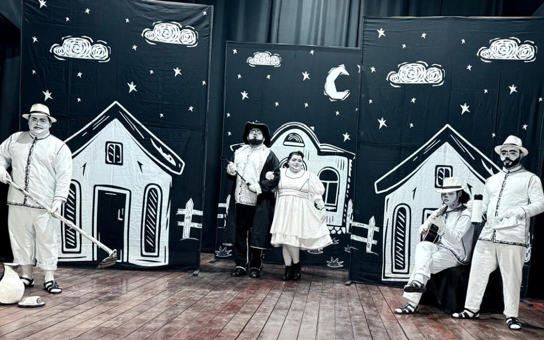 Grupo Cícera de Experimentos Cênicos reestreia “Amor das Antigas” com nova estética inspirada no Cordel e no Movimento Armorial