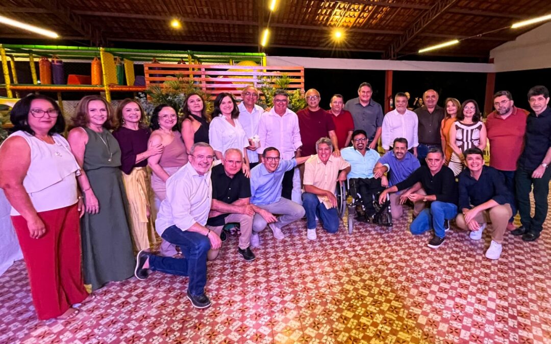 Turma de 1985 do Colégio Ruy Barbosa celebra reencontro marcado por memórias e emoções