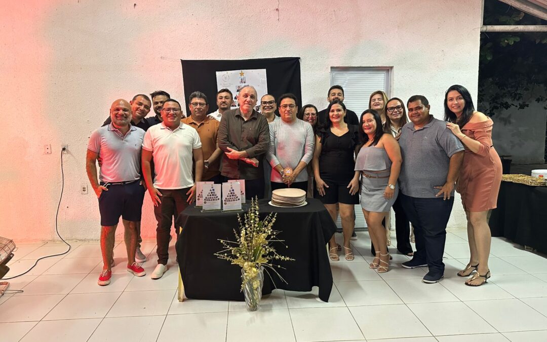 Turma de 2000 do Ruy Barbosa celebra 25 anos de formatura