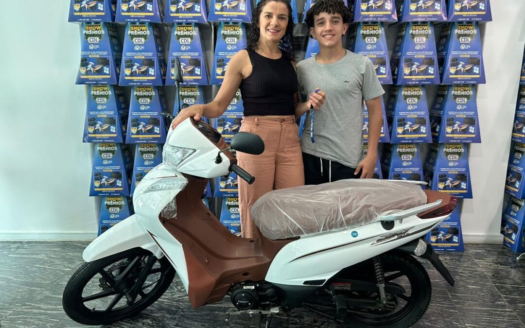 Clientes do comércio recebem  premiação da campanha ‘Show de Prêmios’