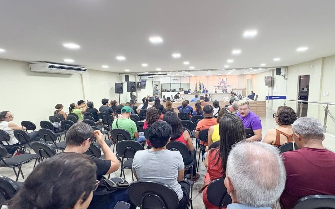 Retorno da Câmara marcado por impasse no reajuste do magistério e mudanças políticas