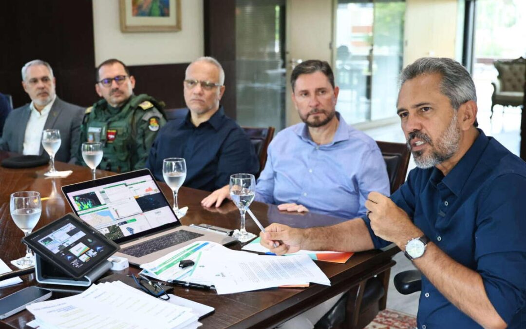 Servidores estaduais no Ceará terão reajuste salarial de 5% e aumento no Vale Alimentação