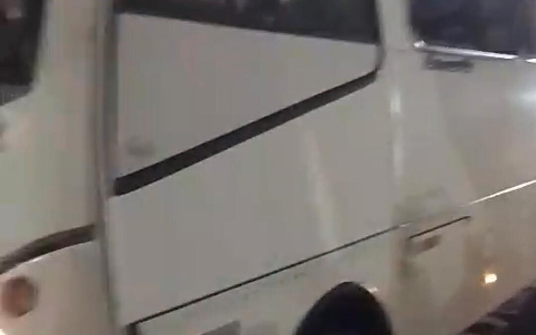 Pacientes relatam falhas em transporte para Fortaleza e cobram melhorias no serviço em Iguatu