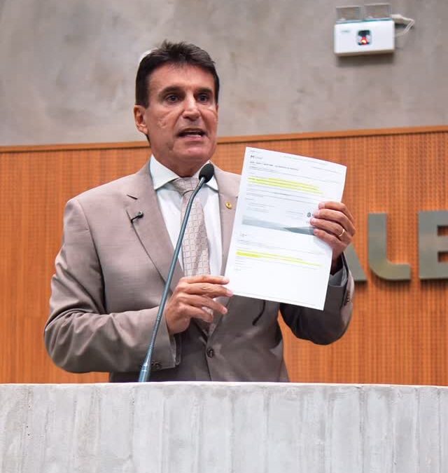 Deputado Agenor Neto anuncia recurso para ‘ônibus da saúde’ em Iguatu