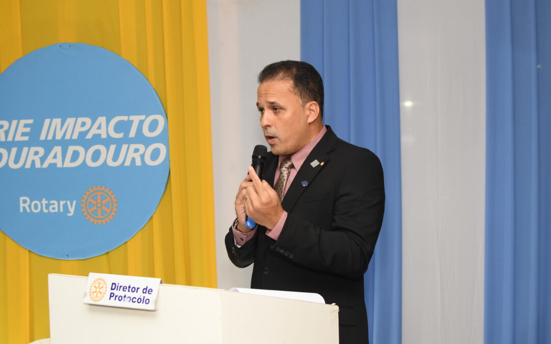 Kaoma Pereira é empossado para segundo mandato na presidência do Rotary Club de Iguatu