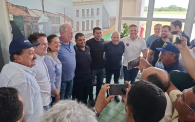 Em Iguatu, Ciro Gomes critica obras paradas, cobra atendimento oncológico e diz que pesquisa é apenas “retrato” da disputa
