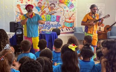 Tio Léo e Helinho encantam Brasília com literatura infantil