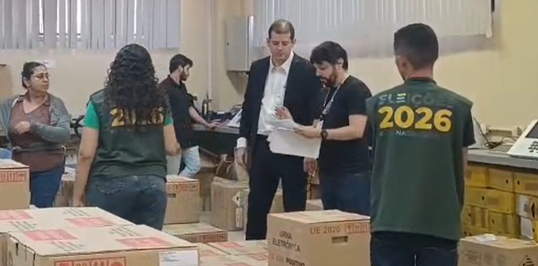 Cartório eleitoral de Iguatu inicia carga das urnas para as eleições