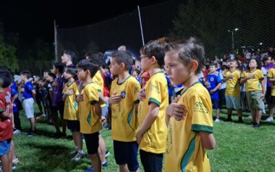 AABB World Cup celebra 14 Anos da Escolinha de Futebol com homenagem a Dé Cajazeiras e álbum de figurinhas exclusivas