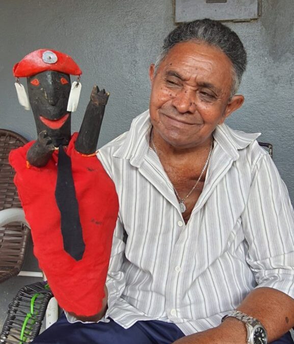 Iguatu recebe apresentações e exposição “Mala Aberta: Memórias do Cassimiro Coco de Mestre Zai”